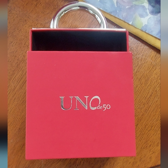 NWT Uno de 50 Keyring with message - Picture 9 of 11